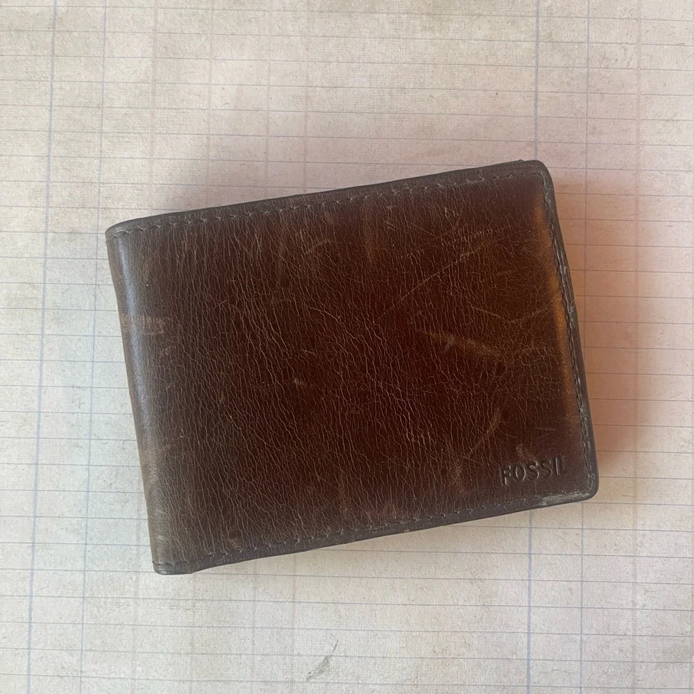 Fossil Men's Brown Leather Wallet